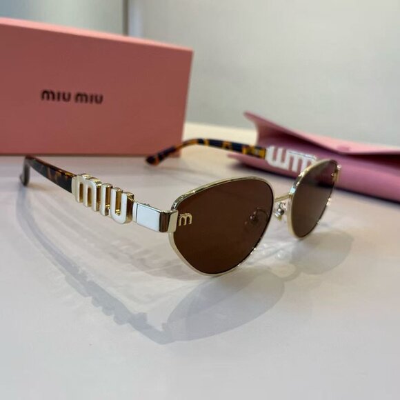 Miu Miu sunglasses, with glasses case. main image 7